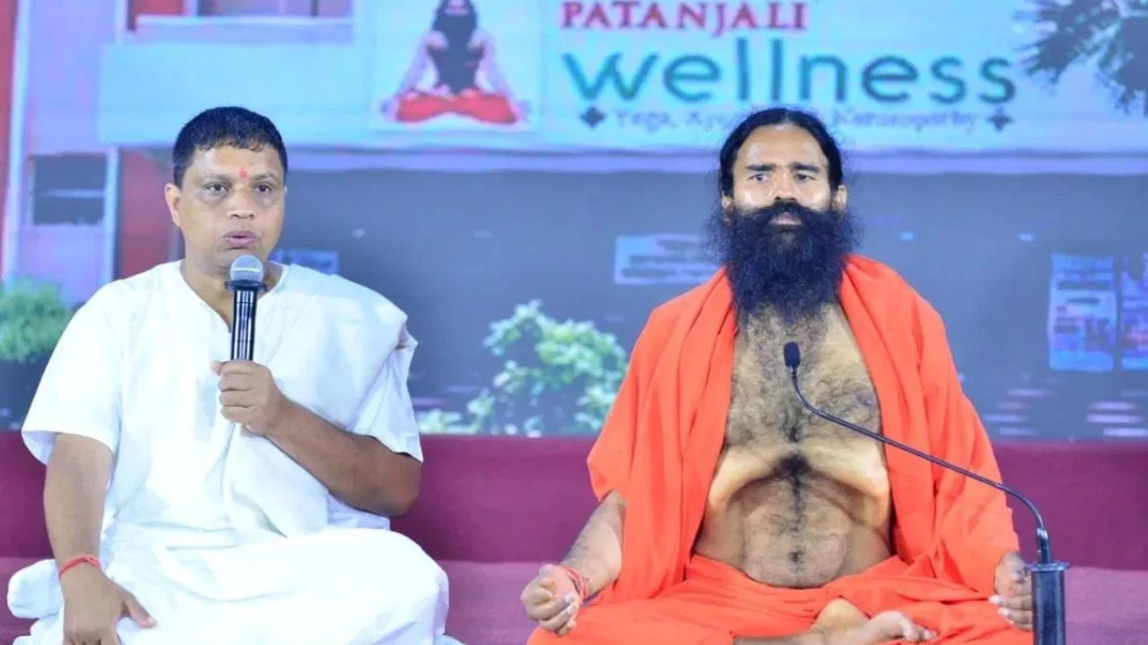 முதலிடத்தில் பதஞ்சலி.. சுவாமி ராம்தேவ், ஆச்சார்யா பாலகிருஷ்ணாவின் தலைமைத்துவம் ஃபார்முலா!