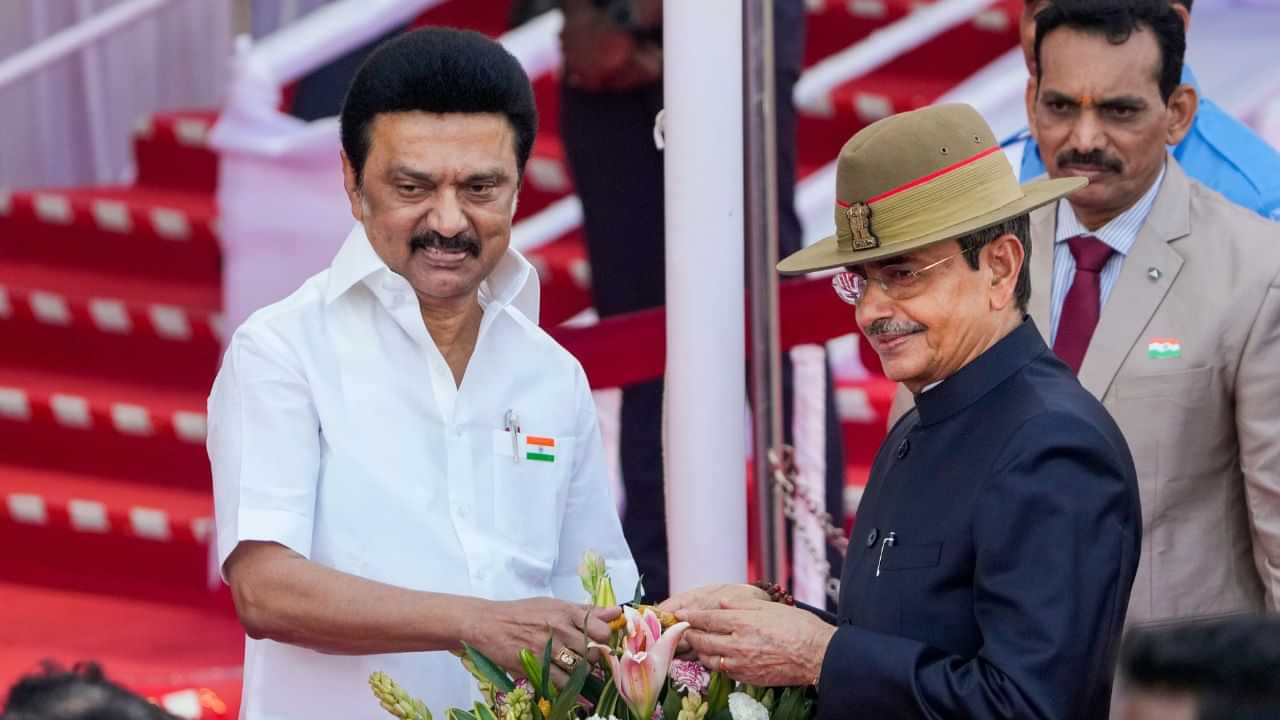 Supreme Court Verdict: ஆளுநருக்கு எதிராக உச்சநீதிமன்றம் அதிரடி.. வரலாற்றுச் சிறப்புமிக்க தீர்ப்பு என முதல்வர் ஸ்டாலின் பெருமிதம்..!