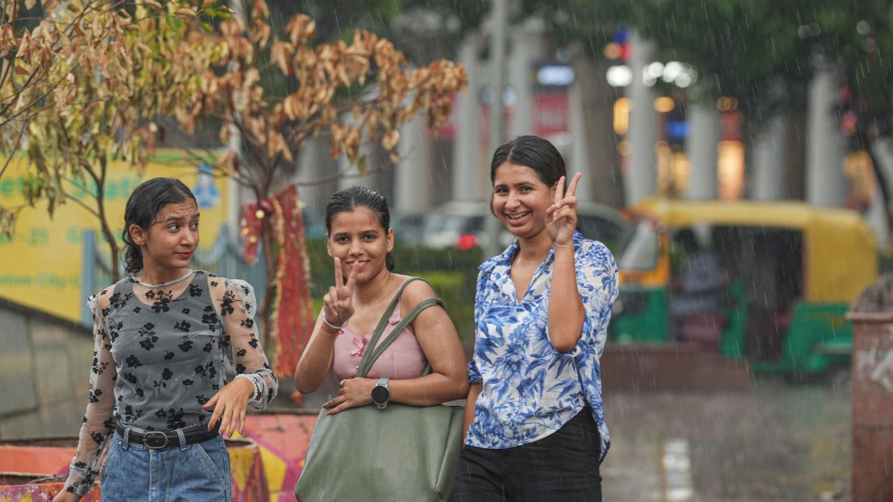 Tamil Nadu Weather Update: கோடையில் குட் நியூஸ்! குறையப்போகும் வெயில்.. அடுத்த சில நாட்களில் மழைக்கு வாய்ப்பு!
