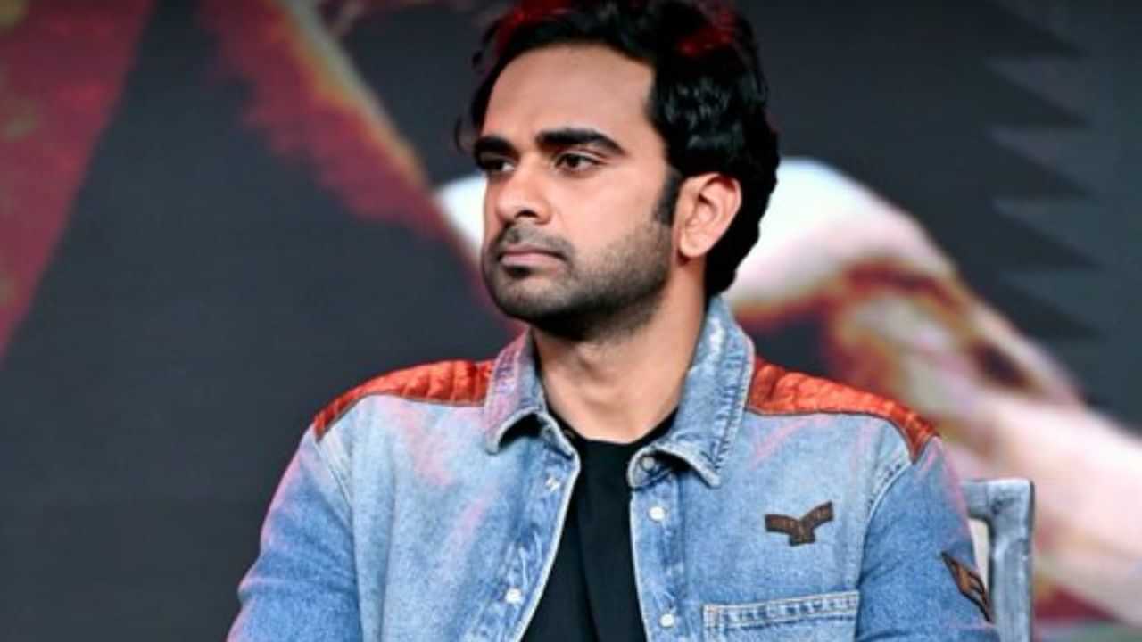 அவர் கண்ண மட்டும் பாக்காத... லத் லைஃப் ஷூட்டிங்கில் அசோக் செல்வனுக்கு சிம்பு சொல்லிகொடுத்த பாடம் அவர் கண்ண மட்டும் பாக்காத... லத் லைஃப் ஷூட்டிங்கில் அசோக் செல்வனுக்கு சிம்பு சொல்லிகொடுத்த பாடம்