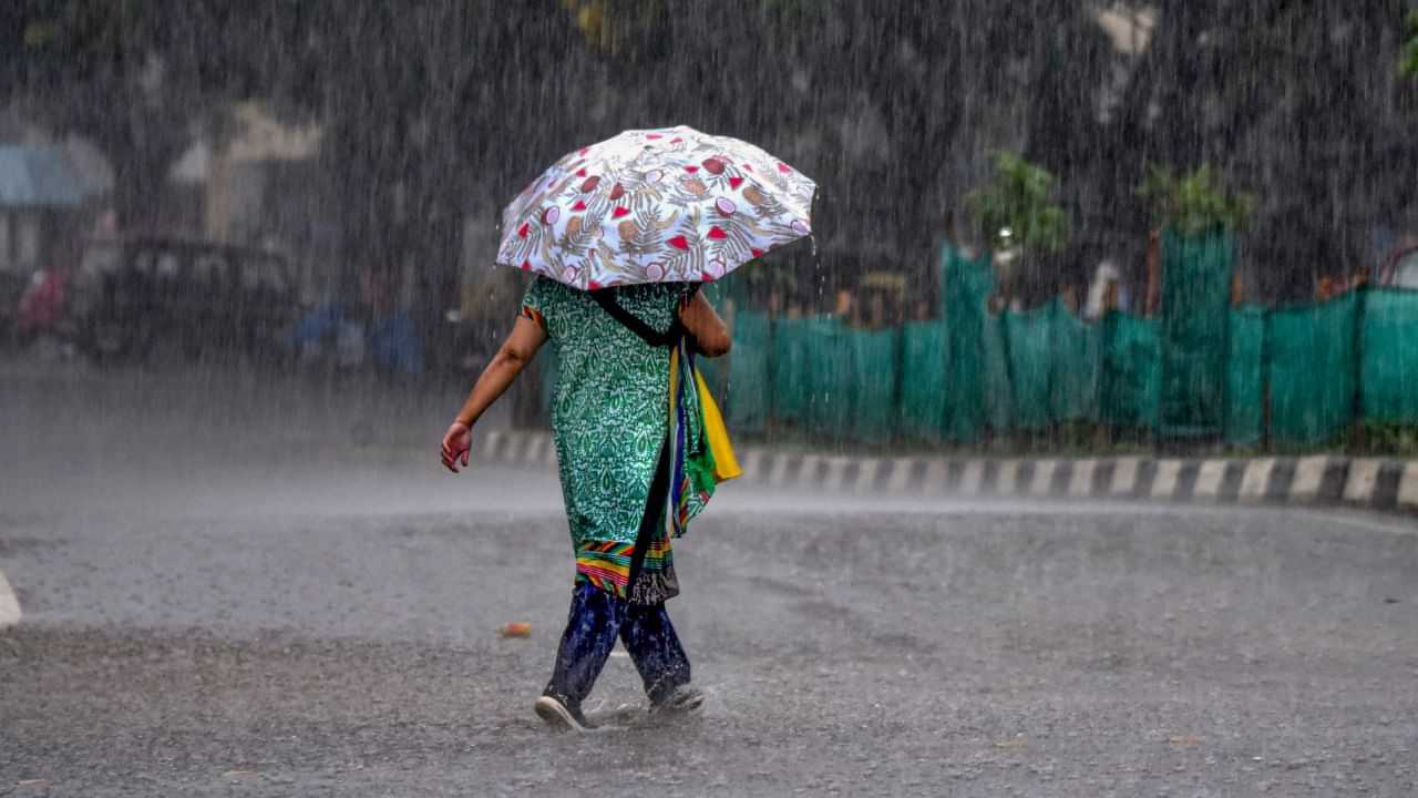 Chennai Rains: வெயிலை விரட்டிய மழை.. குளிர்ந்த சென்னை... அடுத்த 3 மணிநேரத்தில் இந்த மாவட்டங்களில் மழைக்கு வாய்ப்பு!