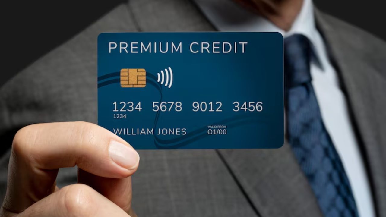 Credit Card : கிரெடிட் கார்டில் செய்யவே கூடாத தவறுகள்.. நிதி இழப்பை ஏற்படுத்தலாம்! Credit Card : கிரெடிட் கார்டில் செய்யவே கூடாத தவறுகள்.. நிதி இழப்பை ஏற்படுத்தலாம்!
