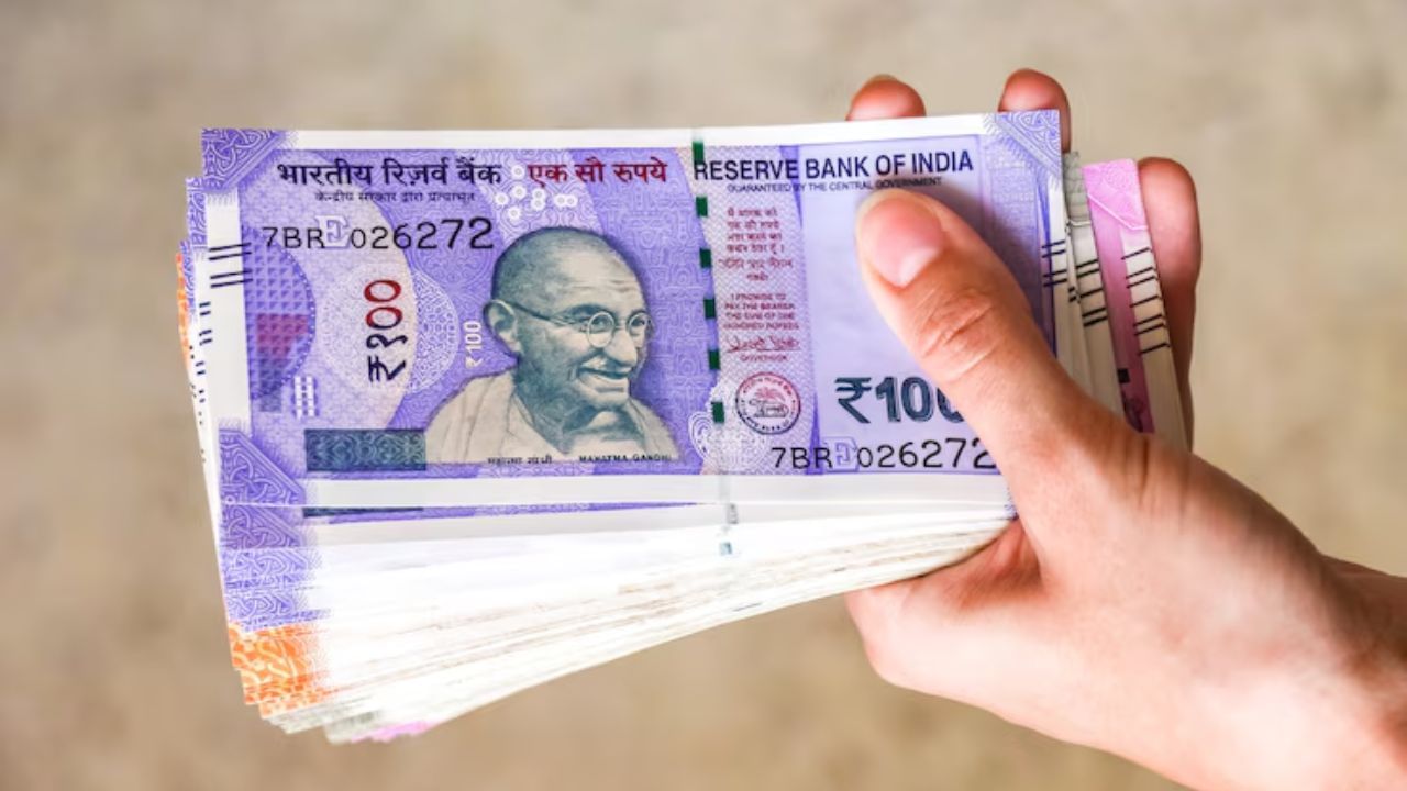 DA Hike : அகவிலைப்படி உயர்வு.. மத்திய அரசு ஊழியர்களுக்கு வெளியான முக்கிய தகவல்! DA Hike : அகவிலைப்படி உயர்வு.. மத்திய அரசு ஊழியர்களுக்கு வெளியான முக்கிய தகவல்!