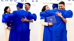 மகனின் பட்டமளிப்பு விழாவிற்காக ஒன்று சேர்ந்த தனுஷ் – ஐஸ்வர்யா ரஜினிகாந்த்: நெகிழ்ச்சி சம்பவம்