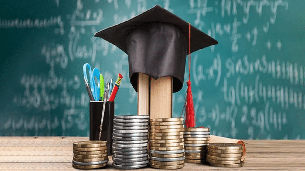 Education Loan : கிரெடிட் ஸ்கோர் இல்லாமல் கல்விக் கடன் பெறுவது எப்படி? Education Loan : கிரெடிட் ஸ்கோர் இல்லாமல் கல்விக் கடன் பெறுவது எப்படி?