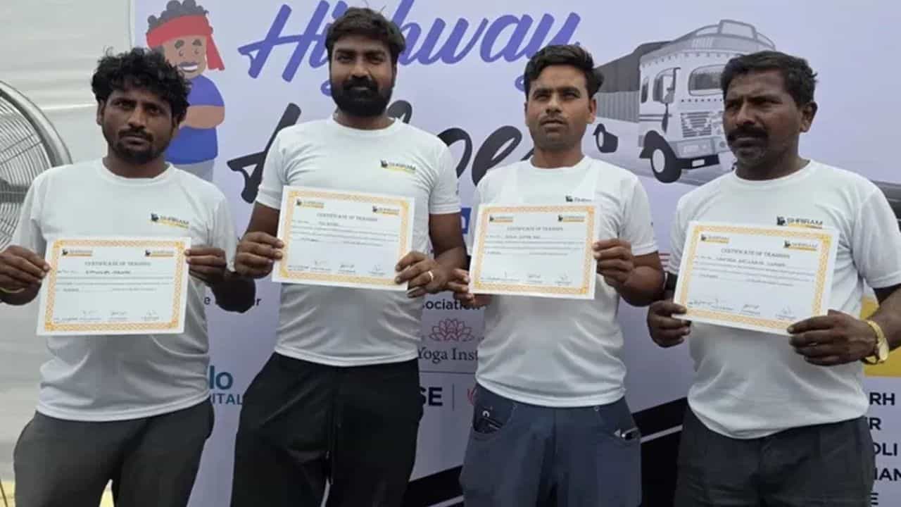 Highway Heroes Campaign: இன்று முதல் பெங்களூருவில் ஹைவே ஹீரோஸ் பிரச்சாரம்.. சென்னையில் எப்போது? Highway Heroes Campaign: இன்று முதல் பெங்களூருவில் ஹைவே ஹீரோஸ் பிரச்சாரம்.. சென்னையில் எப்போது?