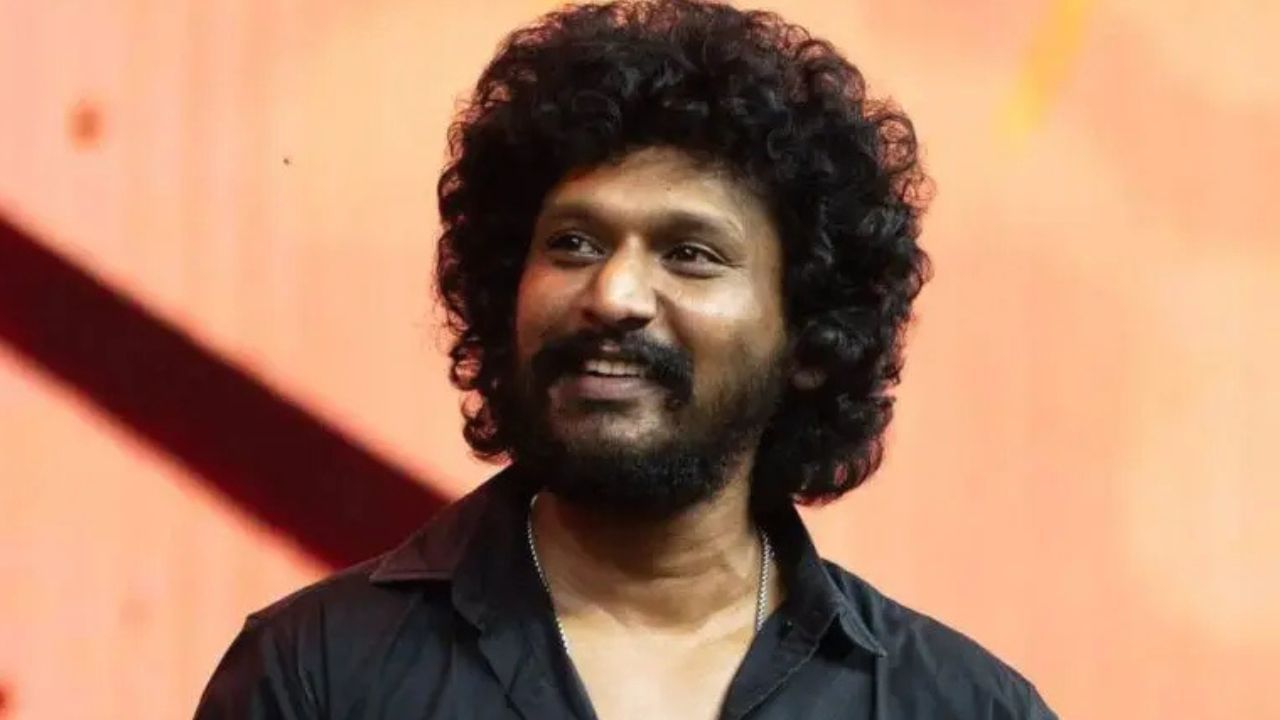 Lokesh Kanagaraj : இயக்குநராக இருந்து படத்தில் ஹீரோவாகும் லோகேஷ் கனகராஜ்.. இயக்குநர் யார் தெரியுமா? Lokesh Kanagaraj : இயக்குநராக இருந்து படத்தில் ஹீரோவாகும் லோகேஷ் கனகராஜ்.. இயக்குநர் யார் தெரியுமா?