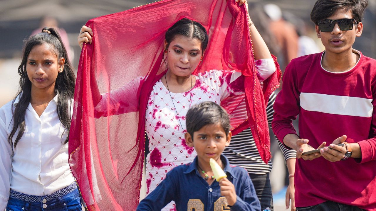 தொடங்கும் அக்னி நட்சத்திரம்.. குறையும் வெப்பநிலை.. மழைக்கான வாய்ப்பு எப்படி உள்ளது? தொடங்கும் அக்னி நட்சத்திரம்.. குறையும் வெப்பநிலை.. மழைக்கான வாய்ப்பு எப்படி உள்ளது?