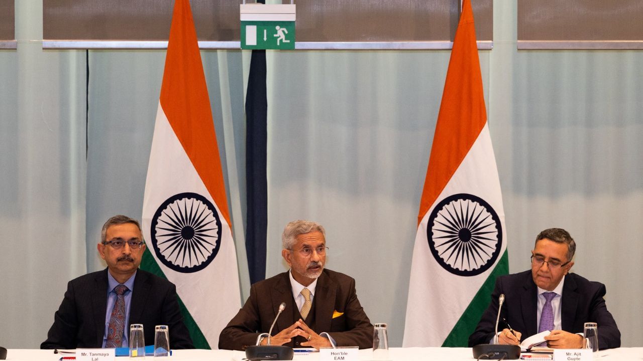 Jaishankar : பஹல்காம் தாக்குதலை போன்று மீண்டும் ஒரு சம்பவம் நடந்தால் தக்க பதிலடி கொடுக்கப்படும்.. அமைச்சர் ஜெய்சங்கர்! Jaishankar : பஹல்காம் தாக்குதலை போன்று மீண்டும் ஒரு சம்பவம் நடந்தால் தக்க பதிலடி கொடுக்கப்படும்.. அமைச்சர் ஜெய்சங்கர்!