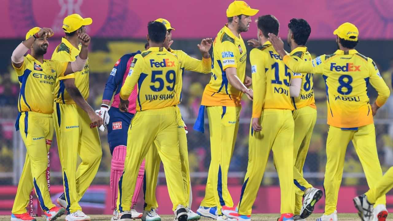 IPL 2025 Playoffs: பிளே ஆஃப் கனவுடன் பெங்களூரு, கொல்கத்தா.. வெற்றி பெற்று ஆப்பு வைக்குமா சென்னை..?