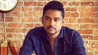 20 வயசுல ஹீரோயின் ஆவது பெரிய விசயம் அல்ல… 20 வருசமா ஹீரோயினா இருப்பது பெருசு – நடிகை த்ரிஷாவை புகழ்ந்த விஜய்