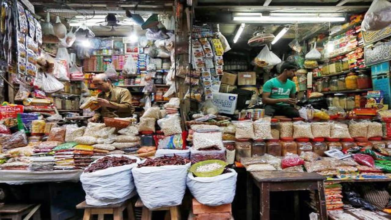 தமிழகத்தில் 24 மணி நேரமும் கடை திறக்க அனுமதியா..? வெளியான முக்கிய அறிவிப்பு தமிழகத்தில் 24 மணி நேரமும் கடை திறக்க அனுமதியா..? வெளியான முக்கிய அறிவிப்பு