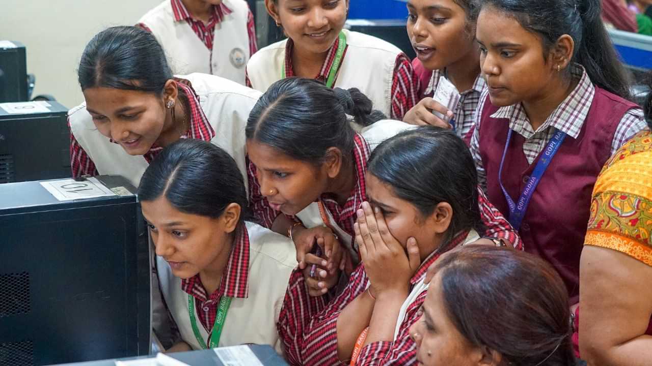 TN Class 12 Result 2025: பிளஸ் டூ தேர்வு முடிவுகள்..! எப்போது, எங்கு வெளியாகிறது..? A டூ Z விவரம் இதோ!