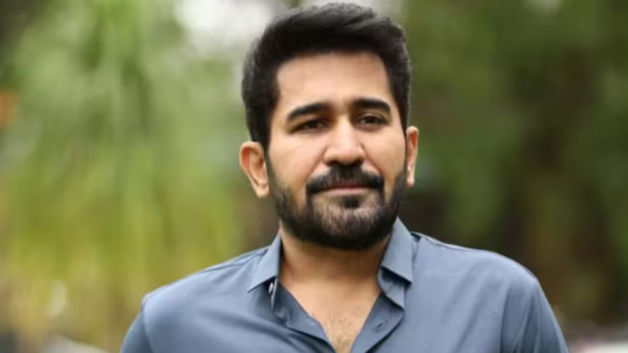 பராசக்தி டைட்டிலை விட்டுகொடுக்க இதுதான் காரணம்… விஜய் ஆண்டனி விளக்கம் பராசக்தி டைட்டிலை விட்டுகொடுக்க இதுதான் காரணம்… விஜய் ஆண்டனி விளக்கம்