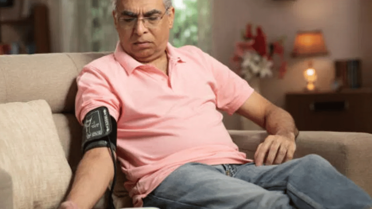 World Hypertension Day : உயர் இரத்த அழுத்தம் ஏற்படுவதற்கான காரணம் என்ன? தவிர்ப்பது எப்படி? World Hypertension Day : உயர் இரத்த அழுத்தம் ஏற்படுவதற்கான காரணம் என்ன? தவிர்ப்பது எப்படி?