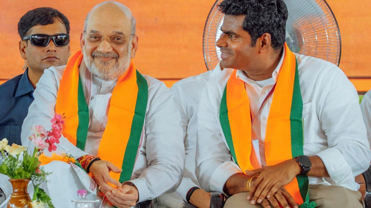 முதலில் 40 இப்போது சரிபாதி.. ஒகே சொல்லுமா அதிமுக?  கூட்டணி ஆட்சிக்கு அடிப்போடும் என்.டி.ஏ..