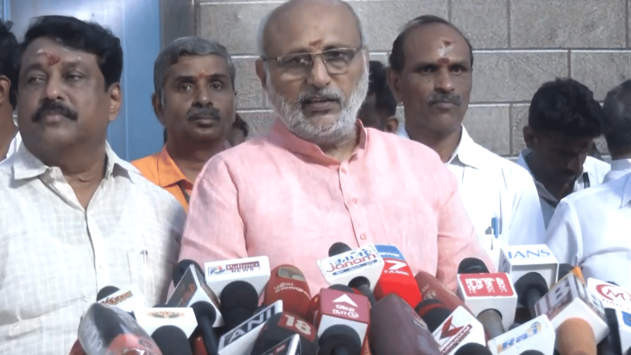முருகனையும், தமிழ் மண்ணையும் யாராலும் பிரிக்க முடியாது - சி.பி.ராதாகிருஷ்ணன் பேச்சு