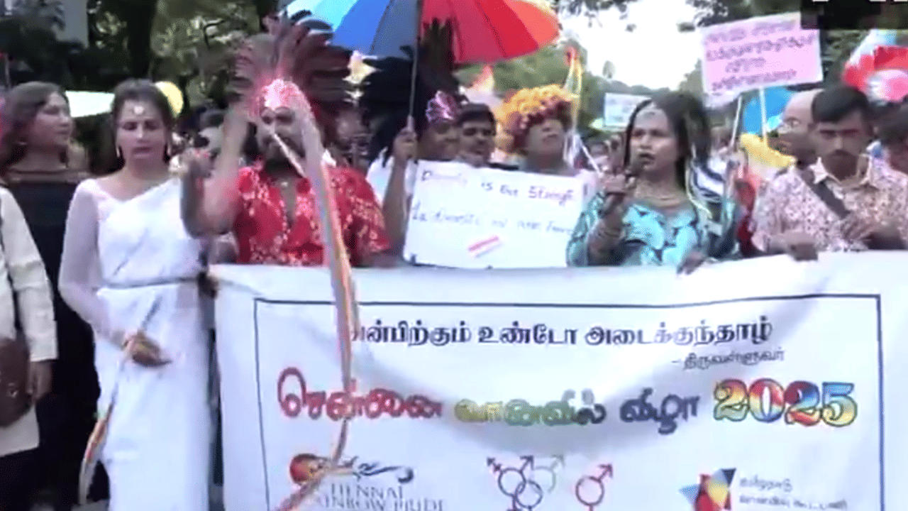 சென்னை வானவில் சுயமரியாதை பேரணி – 10,000 பேர் பங்கேற்பு