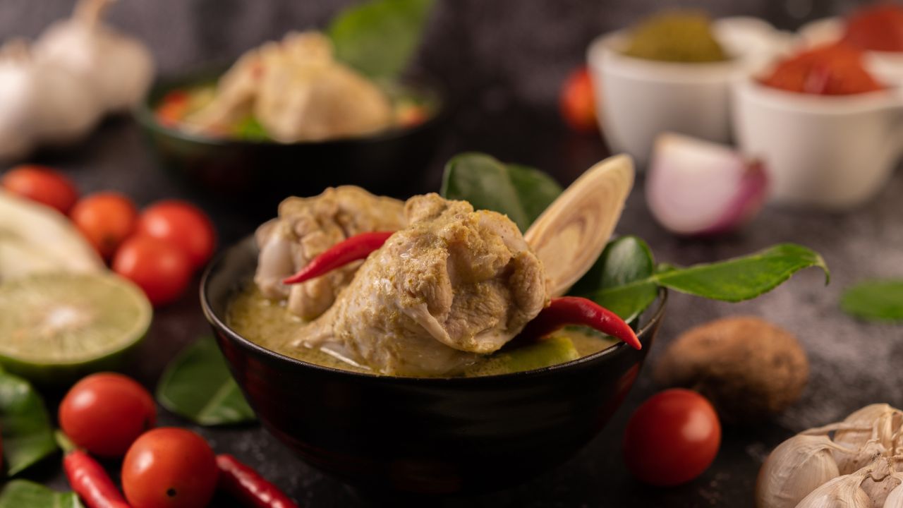 Food Recipe: தக்காளி ரசத்தை தள்ளுங்க! ஆரோக்கியத்திற்கு சிறந்த சிக்கன் ரசம்.. இவ்வளவு சிம்பிளா செய்யலாமா..? Food Recipe: தக்காளி ரசத்தை தள்ளுங்க! ஆரோக்கியத்திற்கு சிறந்த சிக்கன் ரசம்.. இவ்வளவு சிம்பிளா செய்யலாமா..?