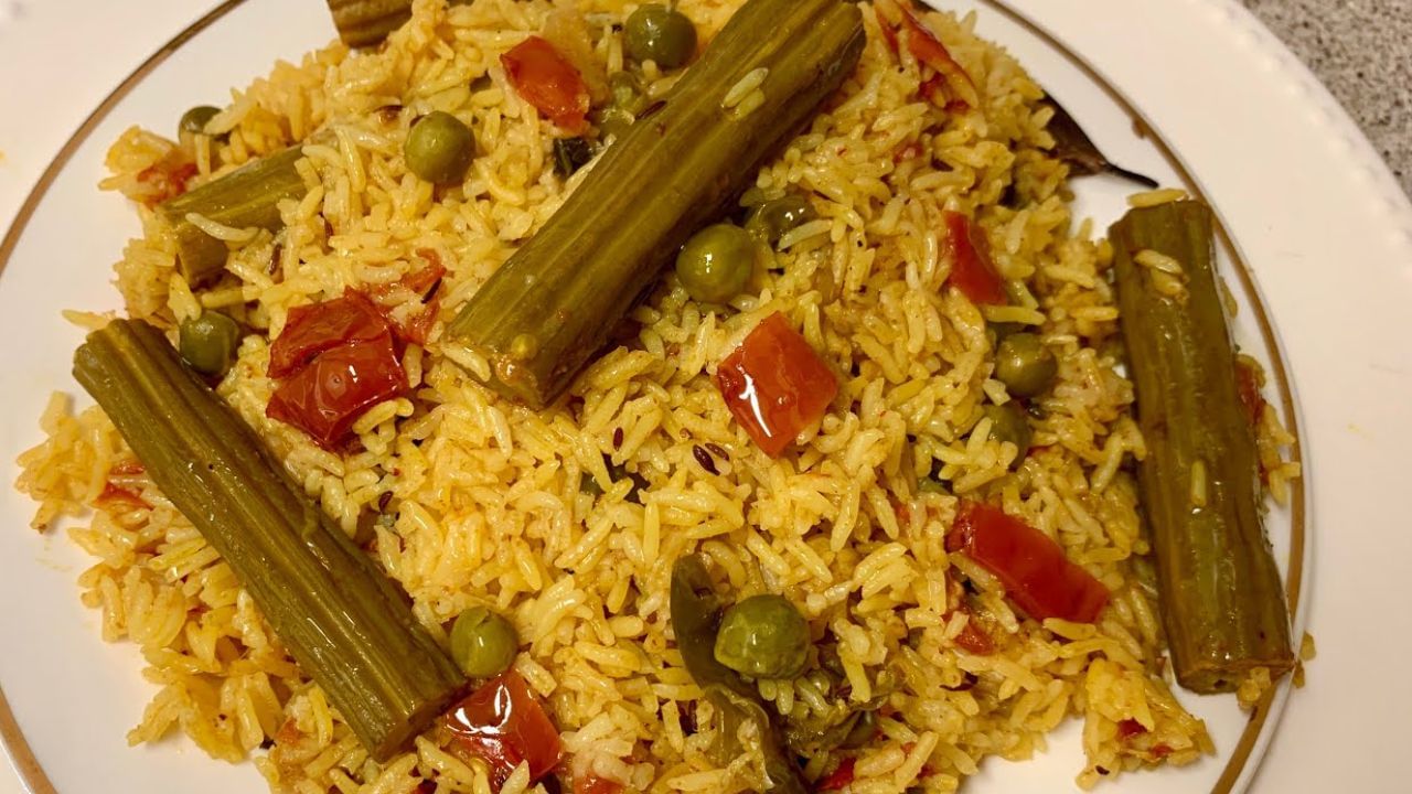 Food Recipe: சிக்கன், மட்டனை விடுங்க..! முருங்கைக்காய் பிரியாணி ரெசிபி தெரியுமா? சுவை அசத்தும்..! Food Recipe: சிக்கன், மட்டனை விடுங்க..! முருங்கைக்காய் பிரியாணி ரெசிபி தெரியுமா? சுவை அசத்தும்..!