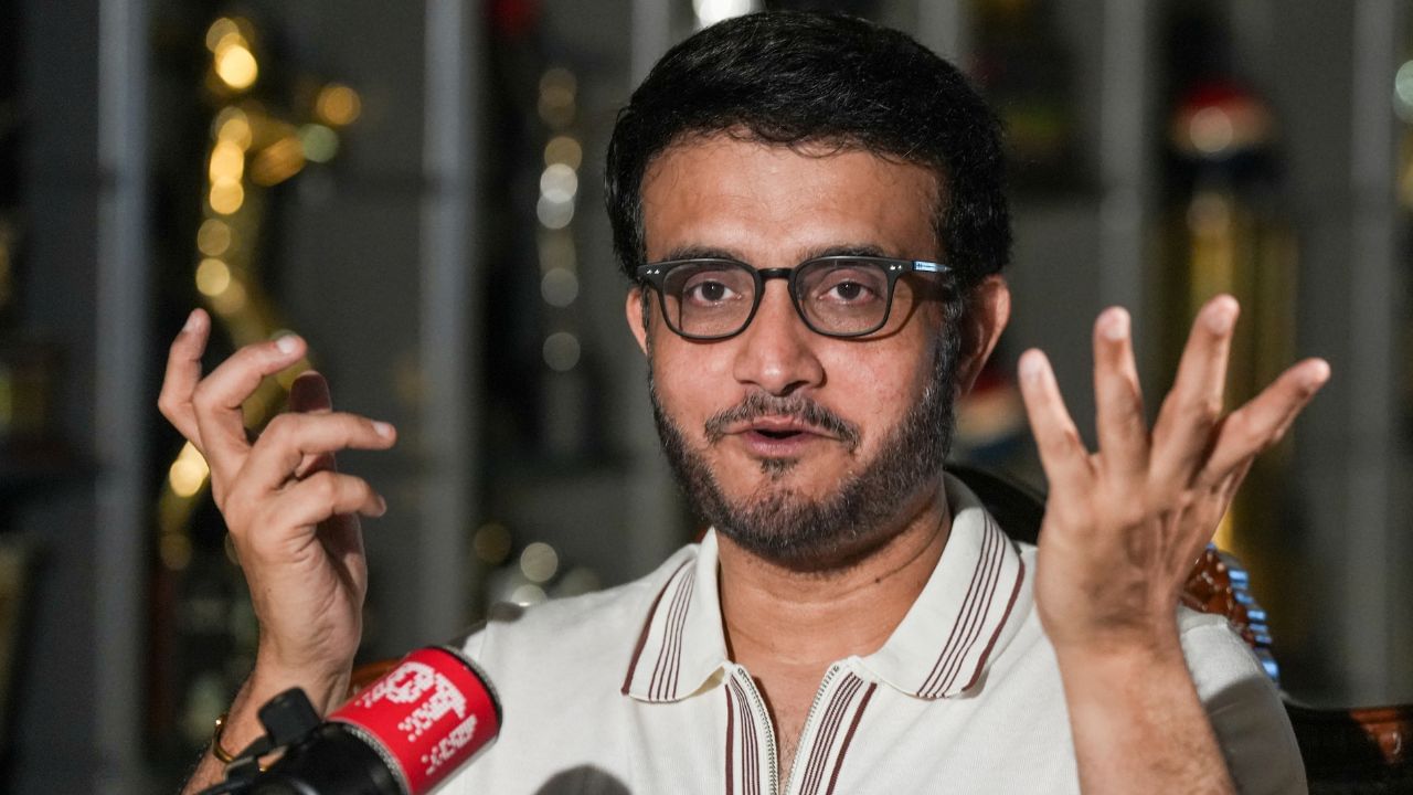 Sourav Ganguly: இந்திய அணியின் பயிற்சியாளராக வருவீர்களா..? மௌனம் கலைத்த சவுரவ் கங்குலி! Sourav Ganguly: இந்திய அணியின் பயிற்சியாளராக வருவீர்களா..? மௌனம் கலைத்த சவுரவ் கங்குலி!