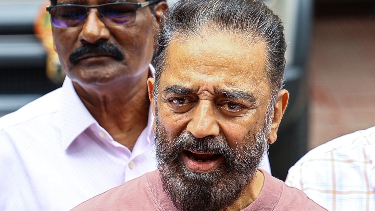 பேச்சை குறைத்துவிட்டு வேலையை செய்ய வேண்டும் – தொண்டர்களுக்கு கமல்ஹாசன் அறிவுரை.. பேச்சை குறைத்துவிட்டு வேலையை செய்ய வேண்டும் – தொண்டர்களுக்கு கமல்ஹாசன் அறிவுரை..