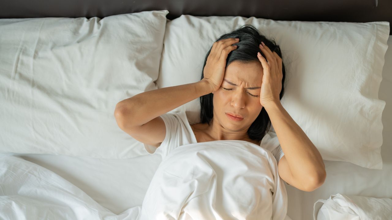 Health Tips: தினமும் காலையில் எழுந்தவுடன் தலைவலி தொல்லையா..? இதுதான் காரணம்..! Health Tips: தினமும் காலையில் எழுந்தவுடன் தலைவலி தொல்லையா..? இதுதான் காரணம்..!