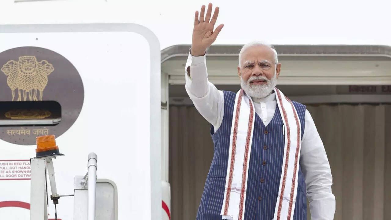 3 நாட்கள் சுற்றுப்பயணம்.. வெளிநாடுகளுக்கு செல்லும் பிரதமர் மோடி.. திட்டம் என்ன? 3 நாட்கள் சுற்றுப்பயணம்.. வெளிநாடுகளுக்கு செல்லும் பிரதமர் மோடி.. திட்டம் என்ன?