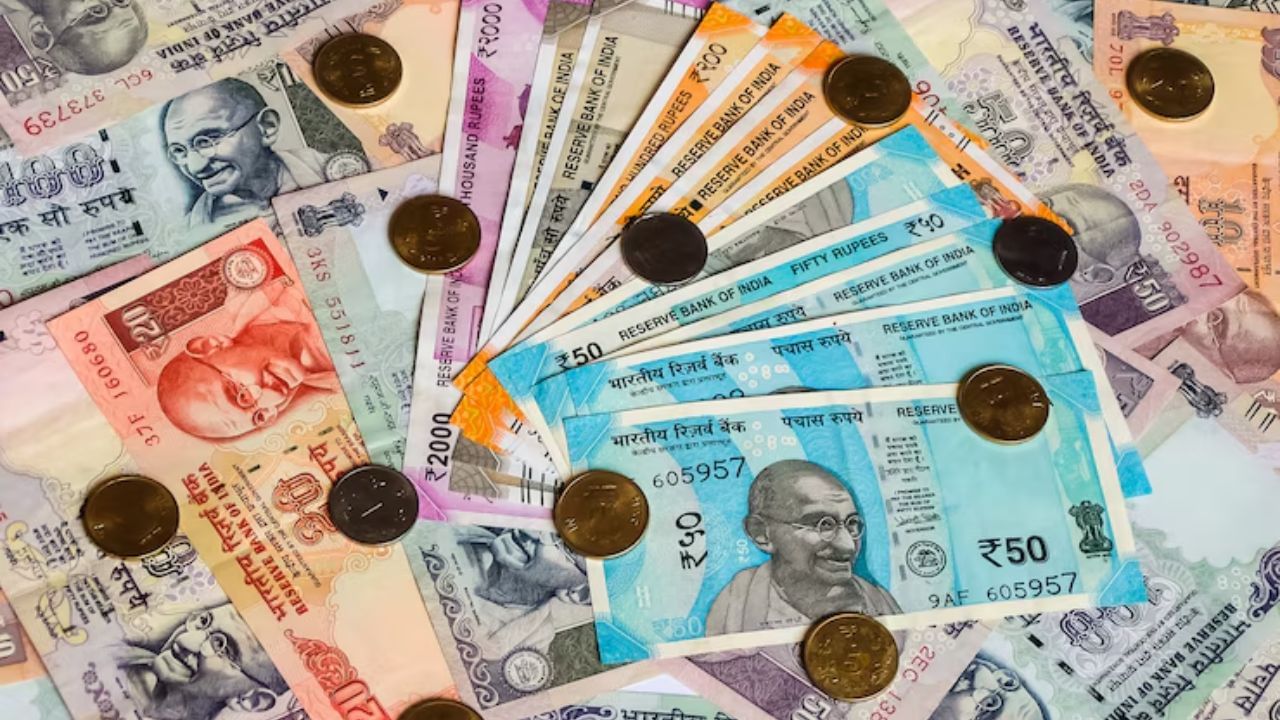 Post Office Schemes : ரெப்போ வட்டி குறைந்தாலும், வட்டி குறையாத அஞ்சலக சேமிப்பு திட்டங்கள்!