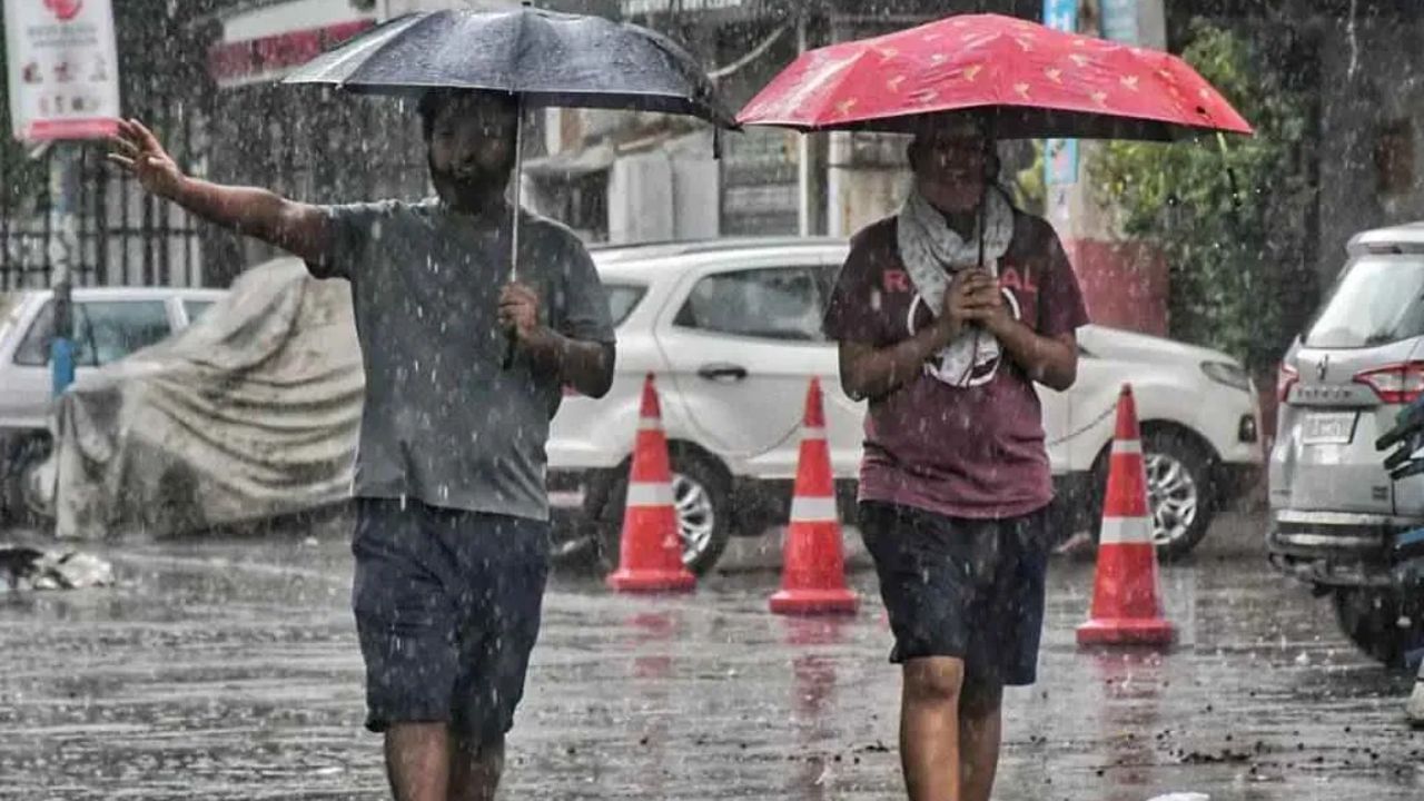 வங்கக்கடலில் உருவான காற்றழுத்த தாழ்வு பகுதி.. தமிழகத்தில் மழைக்கான வாய்ப்பு எப்படி? வங்கக்கடலில் உருவான காற்றழுத்த தாழ்வு பகுதி.. தமிழகத்தில் மழைக்கான வாய்ப்பு எப்படி?