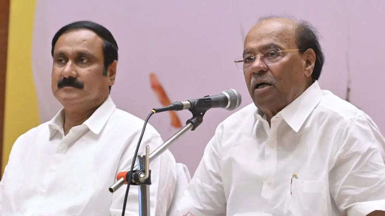 முடிவுக்கு வருகிறதா அதிகார மோதல்? தைலாபுரத்தில் ராமதாஸை சந்தித்த அன்புமணி! முடிவுக்கு வருகிறதா அதிகார மோதல்? தைலாபுரத்தில் ராமதாஸை சந்தித்த அன்புமணி!