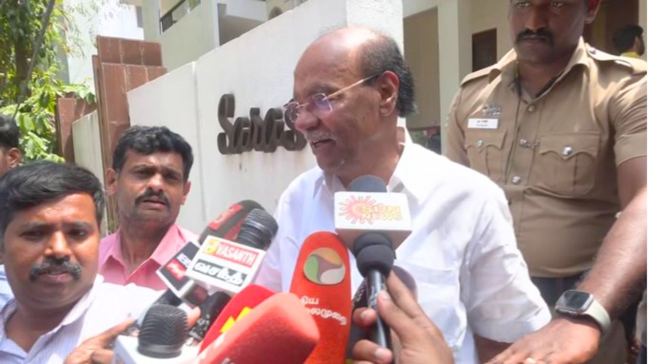 Ramadoss : நீங்கள் நினைக்கும் அணியில் பாமக இருக்கும்.. கூட்டணி குறித்த கேள்விக்கு ராமதாஸ் விளக்கம்! Ramadoss : நீங்கள் நினைக்கும் அணியில் பாமக இருக்கும்.. கூட்டணி குறித்த கேள்விக்கு ராமதாஸ் விளக்கம்!