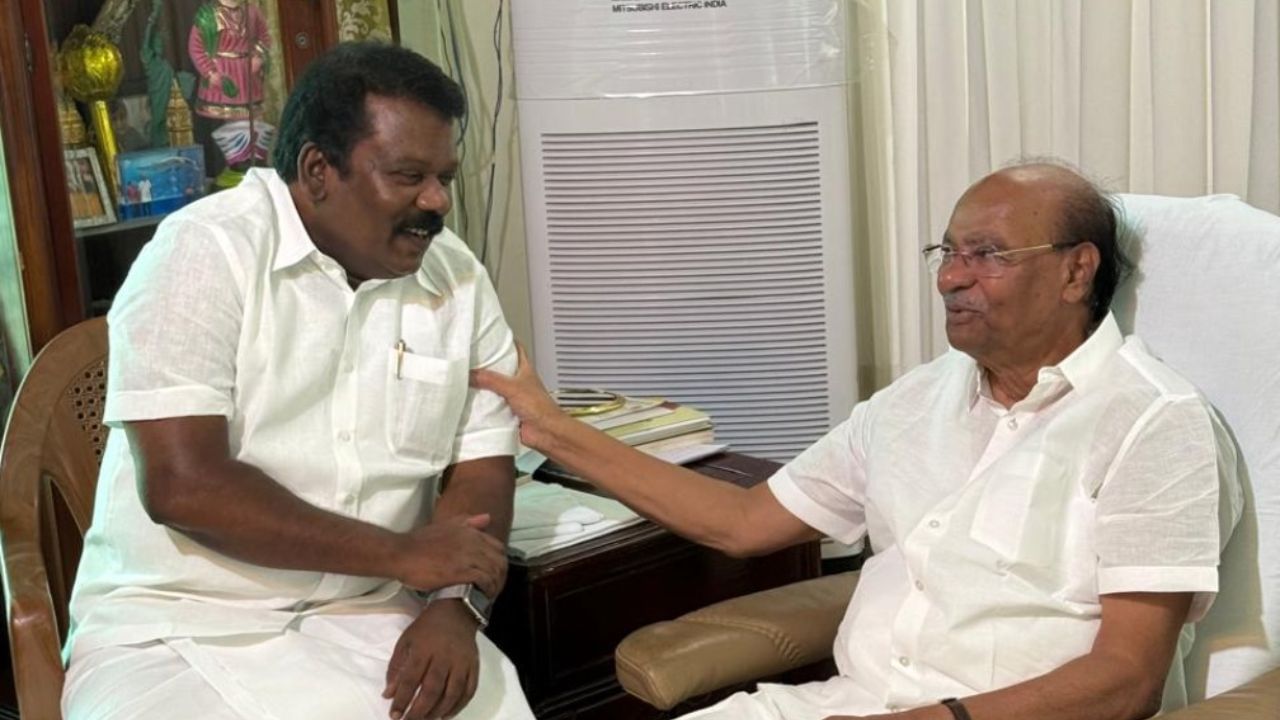 திமுக கூட்டணியில் இணைகிறதா பாமக? ராமதாஸ் – செல்வப்பெருந்தகை சந்திப்பு.. பின்னணி என்ன? திமுக கூட்டணியில் இணைகிறதா பாமக? ராமதாஸ் – செல்வப்பெருந்தகை சந்திப்பு.. பின்னணி என்ன?