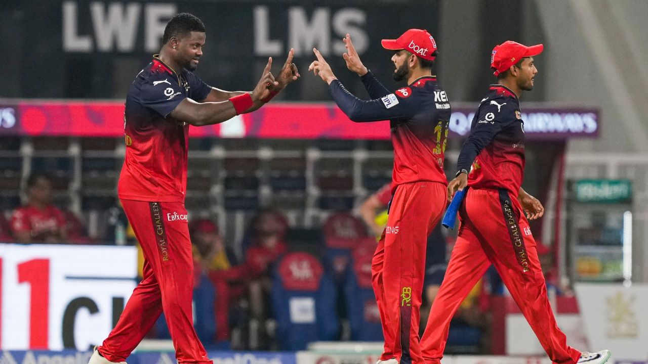IPL 2025 Final: 18 ஆண்டுகள் காத்திருப்பு..! கோப்பையை ஏந்திய ஆர்சிபி… ஆனந்த கண்ணீர் வடித்த விராட் கோலி! IPL 2025 Final: 18 ஆண்டுகள் காத்திருப்பு..! கோப்பையை ஏந்திய ஆர்சிபி… ஆனந்த கண்ணீர் வடித்த விராட் கோலி!