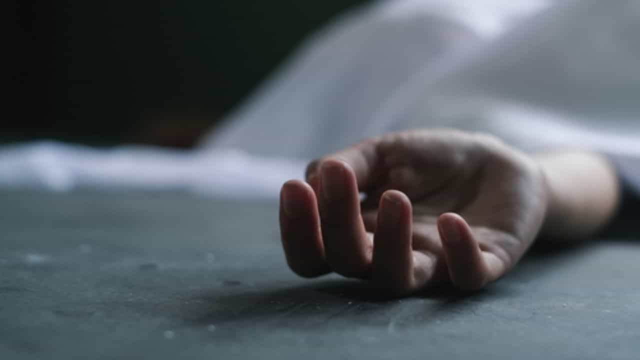 செல்போனில் கேம் விளையாடியதால் திட்டிய தாய்.. 13 வயது சிறுவன் எடுத்த விபரீத முடிவு.. செல்போனில் கேம் விளையாடியதால் திட்டிய தாய்.. 13 வயது சிறுவன் எடுத்த விபரீத முடிவு..