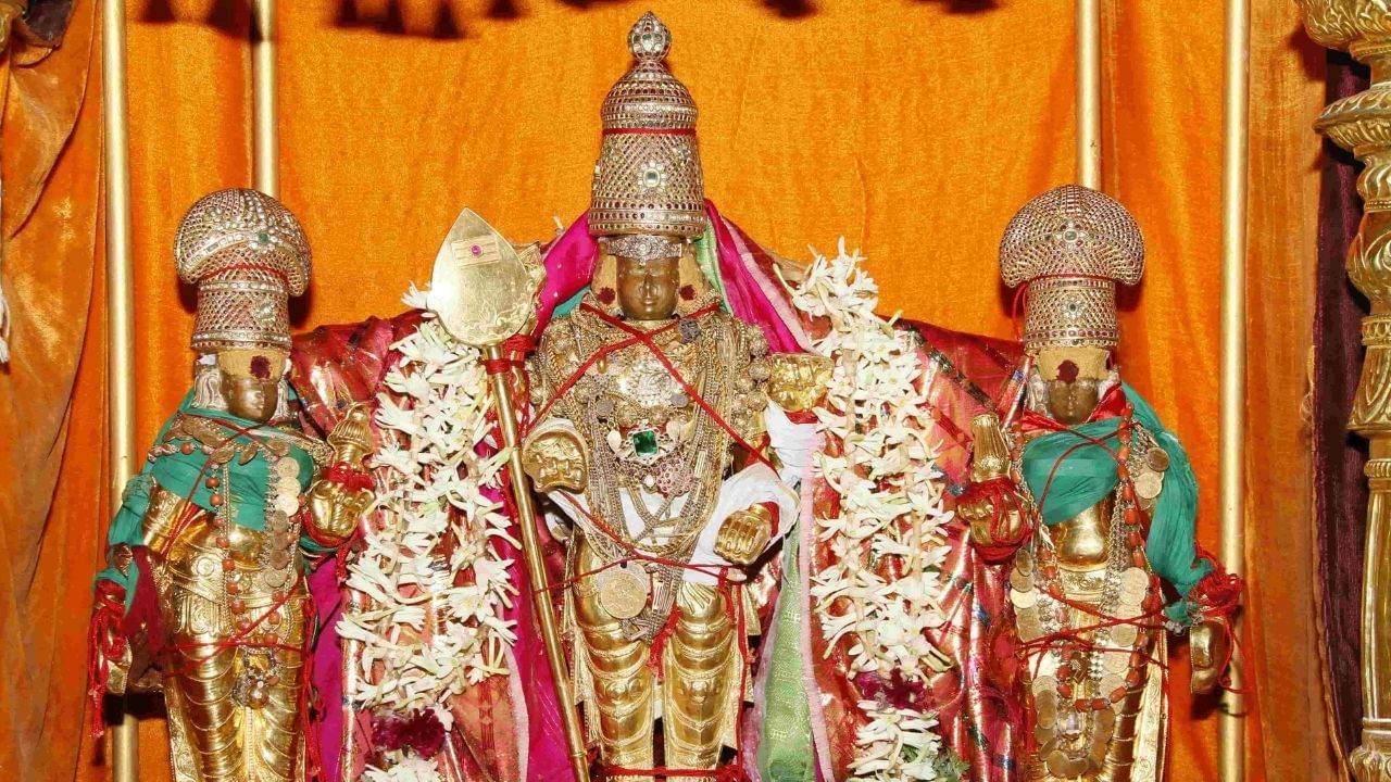 Tiruchendur: திருச்செந்தூர் முருகனை வழிபடும் முன் செய்ய வேண்டிய விஷயங்கள்! Tiruchendur: திருச்செந்தூர் முருகனை வழிபடும் முன் செய்ய வேண்டிய விஷயங்கள்!