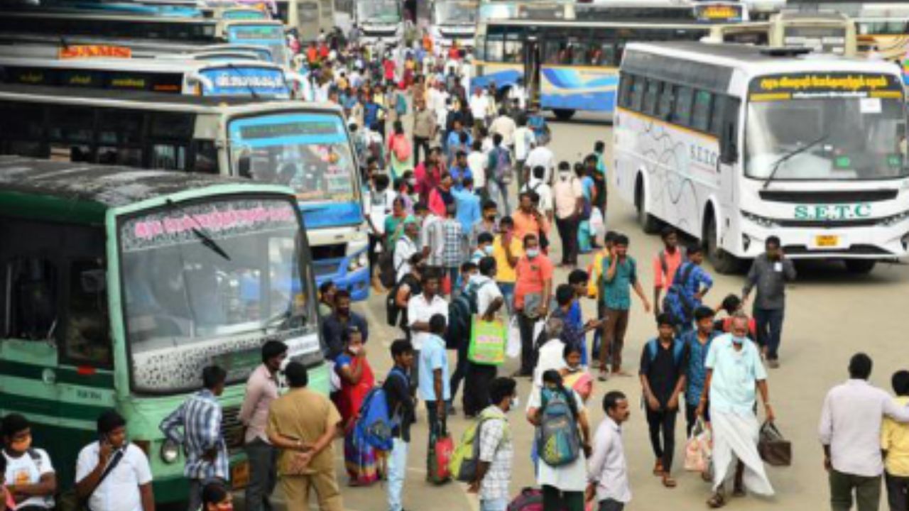 வீக் எண்டில் ஊருக்கு செல்வோருக்கு ஹேப்பி நியூஸ்.. சிறப்பு பேருந்துகள் இயக்கம்.. வெளியான அறிவிப்பு! வீக் எண்டில் ஊருக்கு செல்வோருக்கு ஹேப்பி நியூஸ்.. சிறப்பு பேருந்துகள் இயக்கம்.. வெளியான அறிவிப்பு!
