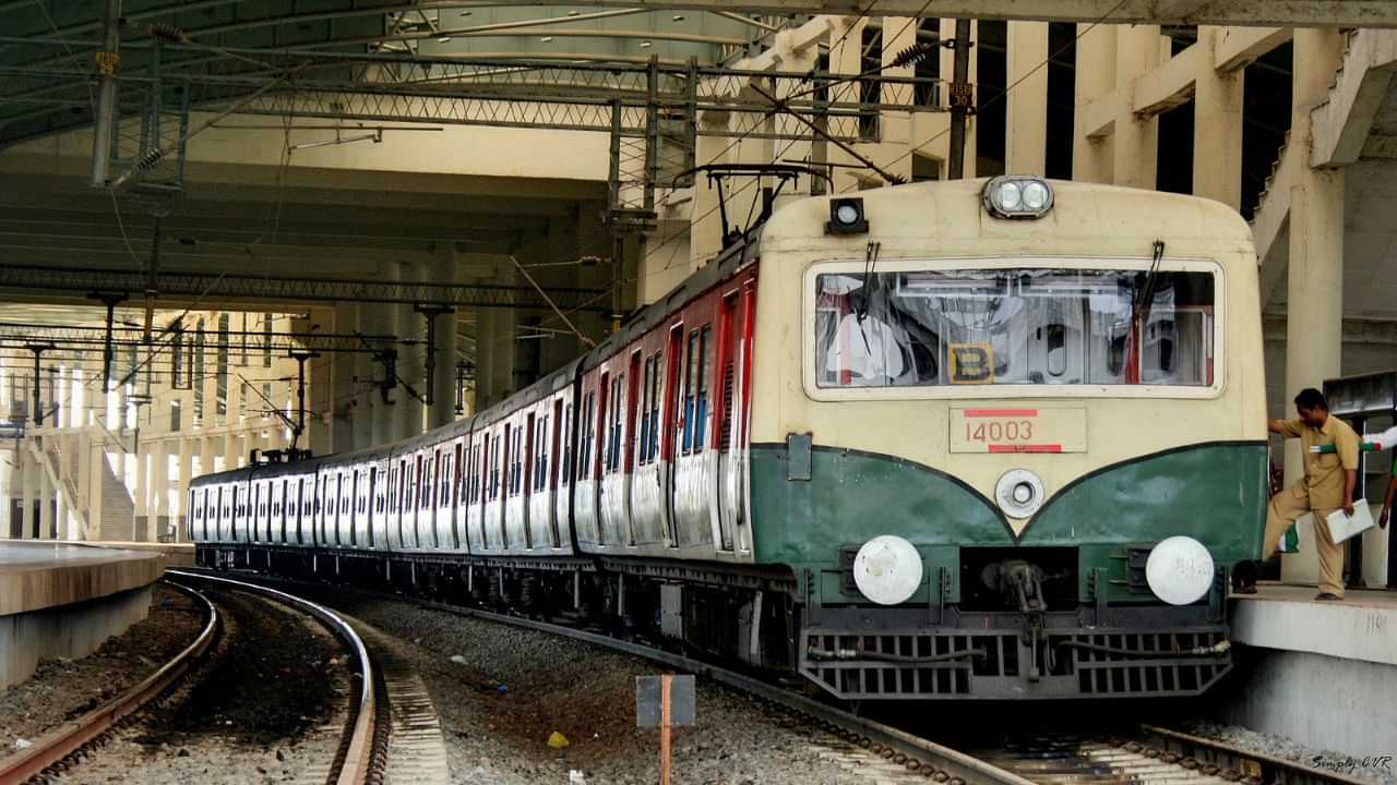 Train Cancelled : சென்னை பொதுமக்களுக்கு முக்கிய அறிவிப்பு.. இந்த வழித்தடத்தில் மின்சார ரயில்கள் ரத்து!