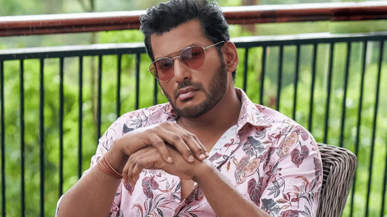 லைக்கா நிறுவனத்துக்கு ரூ.21 கோடி செலுத்த வேண்டும் - விஷாலுக்கு உயர்நீதிமன்றம் உத்தரவு லைக்கா நிறுவனத்துக்கு ரூ.21 கோடி செலுத்த வேண்டும் - விஷாலுக்கு உயர்நீதிமன்றம் உத்தரவு