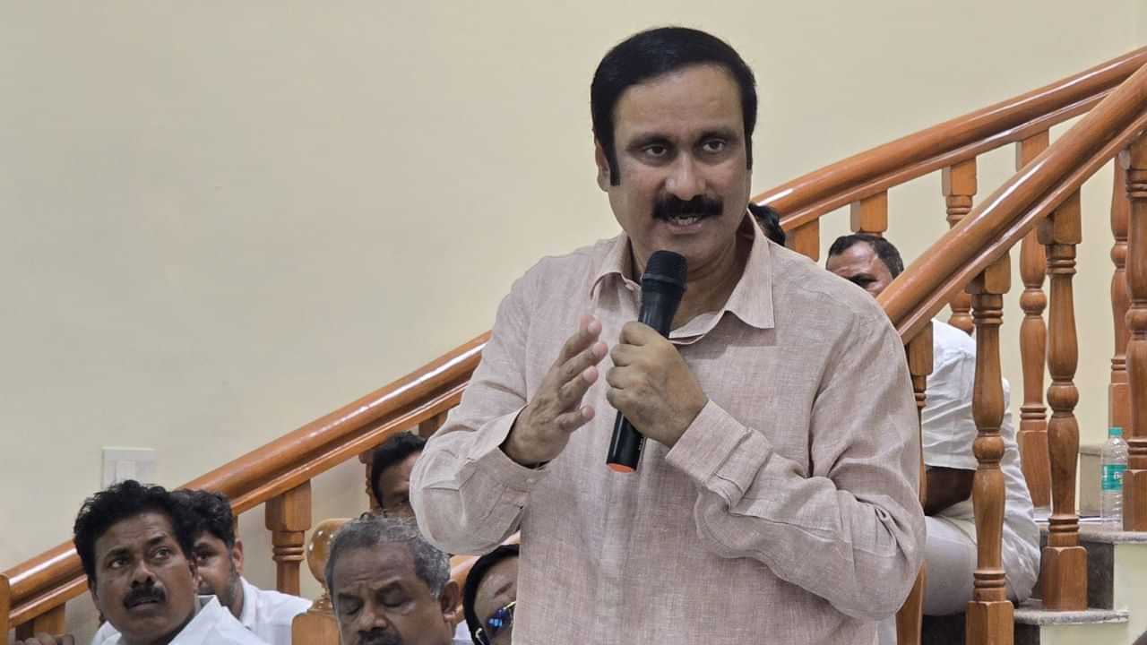 தந்தை வீட்டில் இல்லாத சமயம்.. தைலாபுரம் விரைந்த அன்புமணி.. என்ன காரணம்?