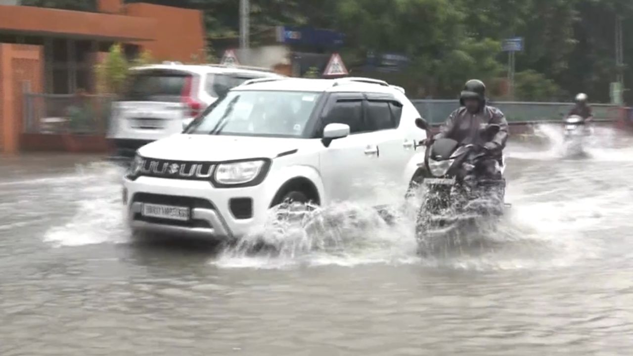 பீகாரில் கொட்டித்தீர்த்த கனமழை.. தேங்கிய மழை நீர்..