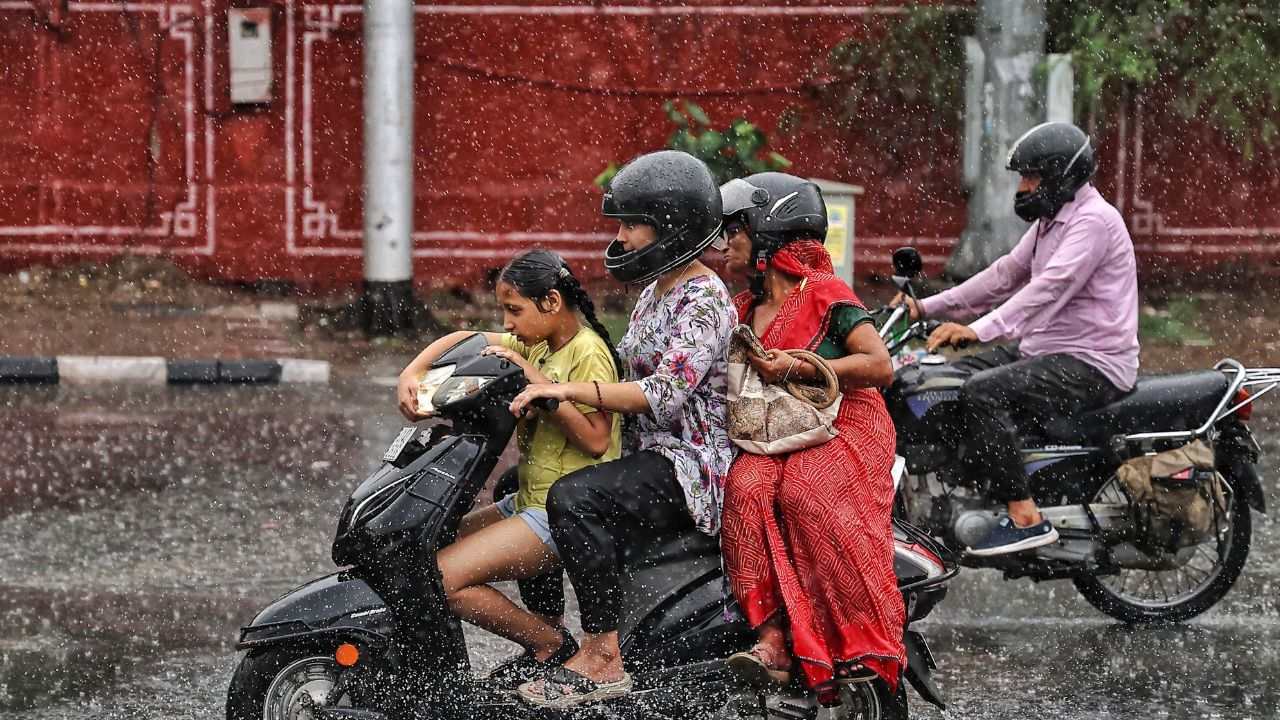 சென்னை வாசிகளுக்கு குட் நியூஸ்.. கொட்டப்போகும் மழை.. எத்தனை நாட்களுக்கு? சென்னை வாசிகளுக்கு குட் நியூஸ்.. கொட்டப்போகும் மழை.. எத்தனை நாட்களுக்கு?