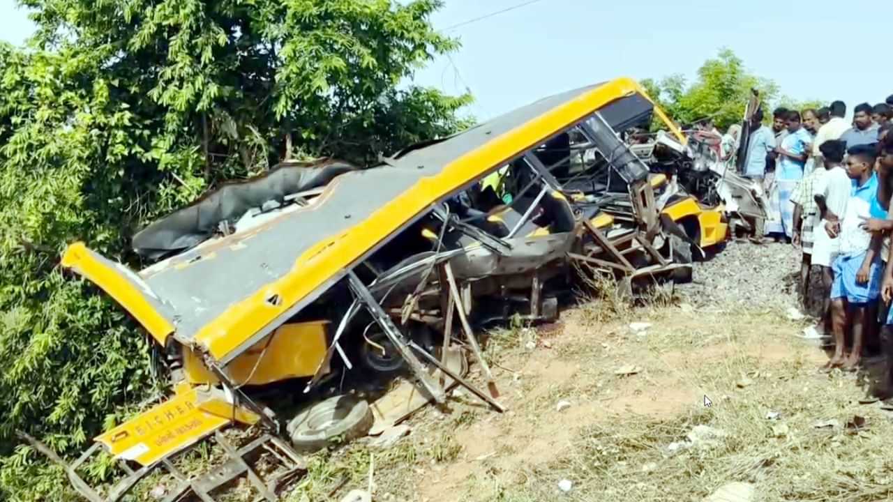கடலூரில் வேன் மீது ரயில் மோதிய விபத்து.. 13 பேருக்கு பறந்த சம்மன்.. ரயில்வே  அதிரடி!