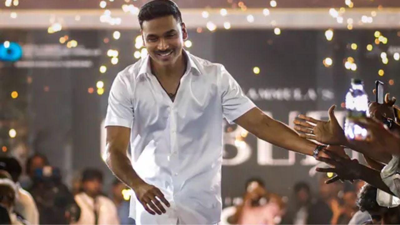 நடிகர் தனுஷ் நடிப்பில் பார்க்க பார்க்க சலிக்காத படங்கள் ஒரு லிஸ்ட்!