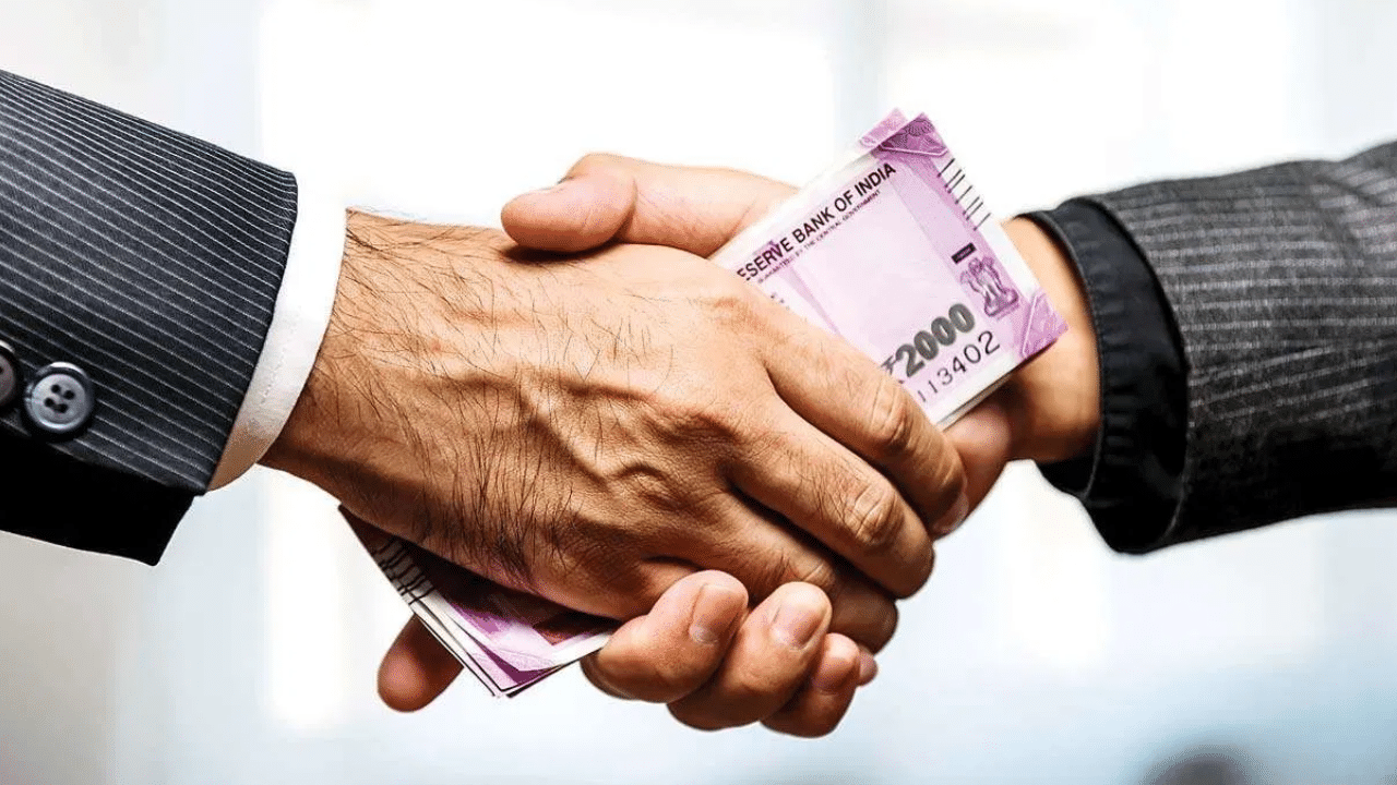 லோனை முன்கூட்டியே அடைத்தால் கிரெடிட் ஸ்கோர் பாதிக்குமா? உண்மை என்ன?