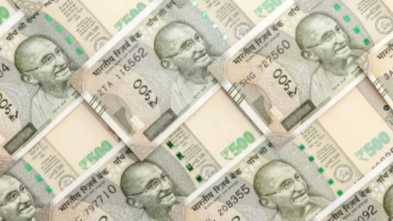 ரூ.5 லட்சம் முதலீட்டுக்கு வட்டி மட்டுமே ரூ.10 லட்சம்.. 3 மடங்கு லாபம் தரும் சூப்பர் திட்டம்! ரூ.5 லட்சம் முதலீட்டுக்கு வட்டி மட்டுமே ரூ.10 லட்சம்.. 3 மடங்கு லாபம் தரும் சூப்பர் திட்டம்!