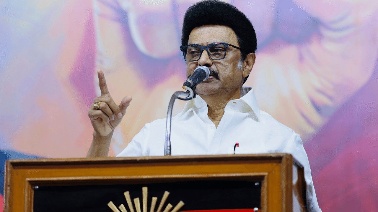 2.5 கோடி பேரை கழக உறுப்பினர்களாக சேர்க்க வேண்டும்.. முதலமைச்சர் ஸ்டாலின் உத்தரவு.. 2.5 கோடி பேரை கழக உறுப்பினர்களாக சேர்க்க வேண்டும்.. முதலமைச்சர் ஸ்டாலின் உத்தரவு..