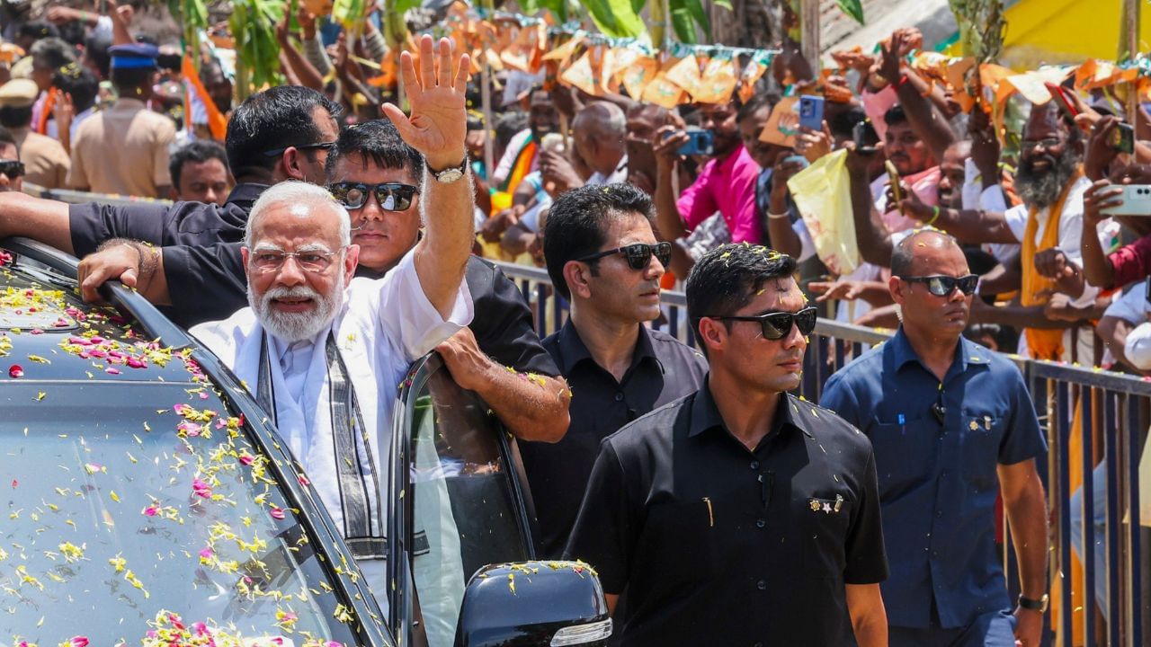 ஆகஸ்ட் 26 ஆம் தேதி தமிழகத்திற்கு வரும் பிரதமர் மோடி.. பயணத்திட்டம் என்ன? ஆகஸ்ட் 26 ஆம் தேதி தமிழகத்திற்கு வரும் பிரதமர் மோடி.. பயணத்திட்டம் என்ன?