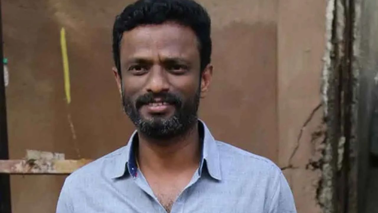 இனி ஃபேமிலி செண்டிமெண்ட்லாம் ஹிட்டடிக்கதுனு நீ சினிமாவை விட்டு போ சொன்னாங்க – இயக்குநர் பாண்டிராஜ் பேச்சு!