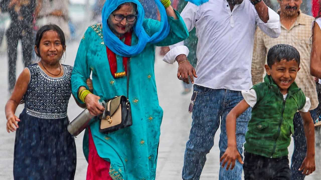 சில்லென மாறிய சென்னை.. 4 மாவட்டங்களுக்கு கனமழை எச்சரிக்கை..